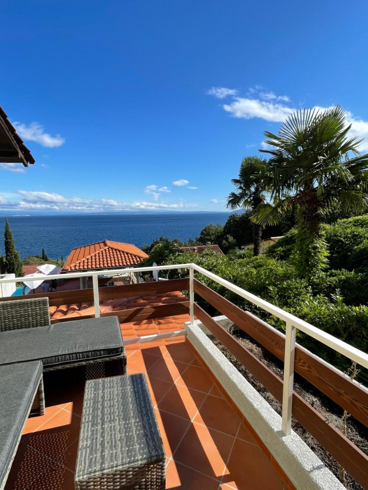 Villa Lovran - 150M To The Beach - Infinity Pool - Incredible Sea View - Fitnessraum Exterior foto