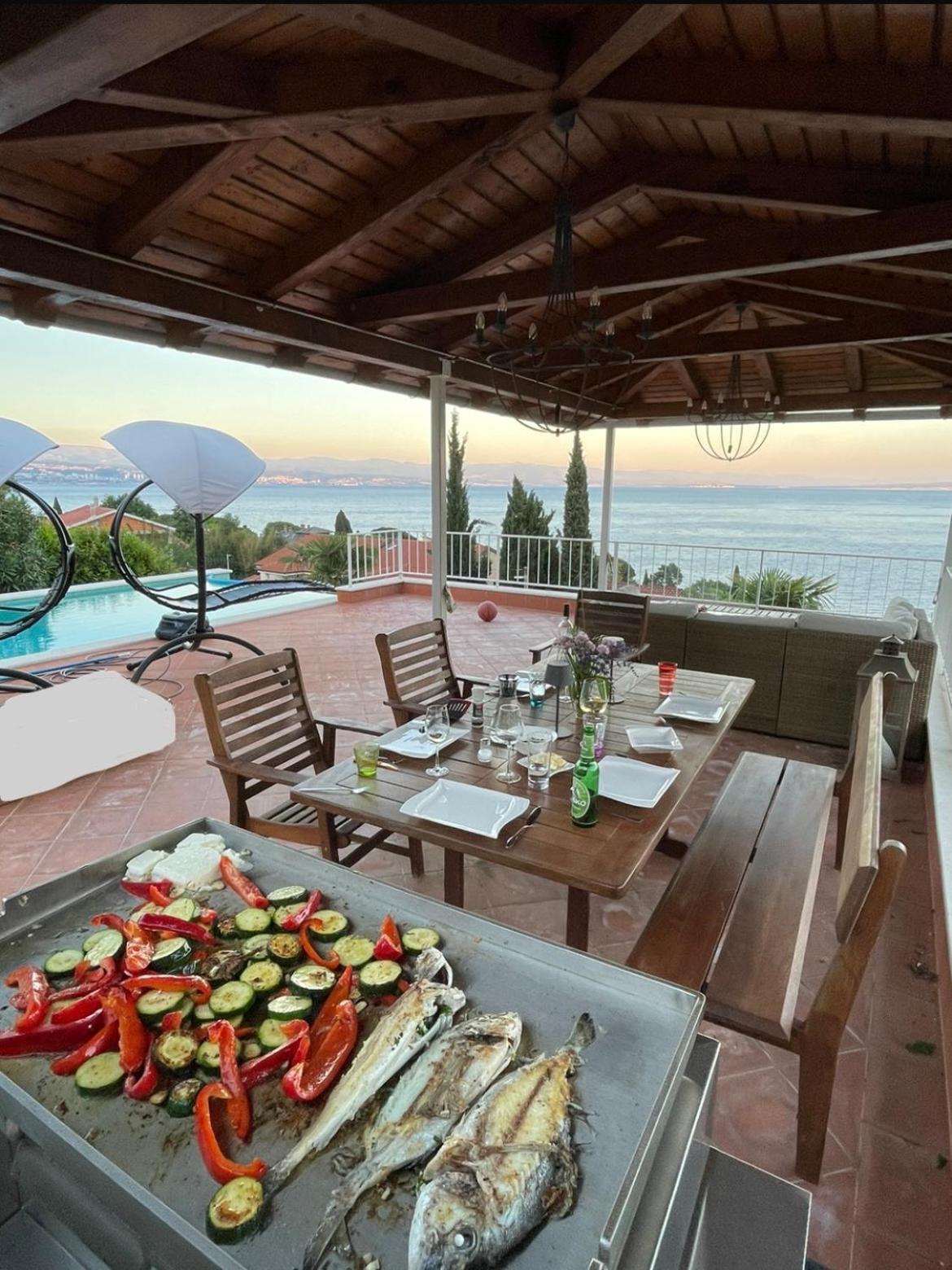 Villa Lovran - 150M To The Beach - Infinity Pool - Incredible Sea View - Fitness Room Exterior foto