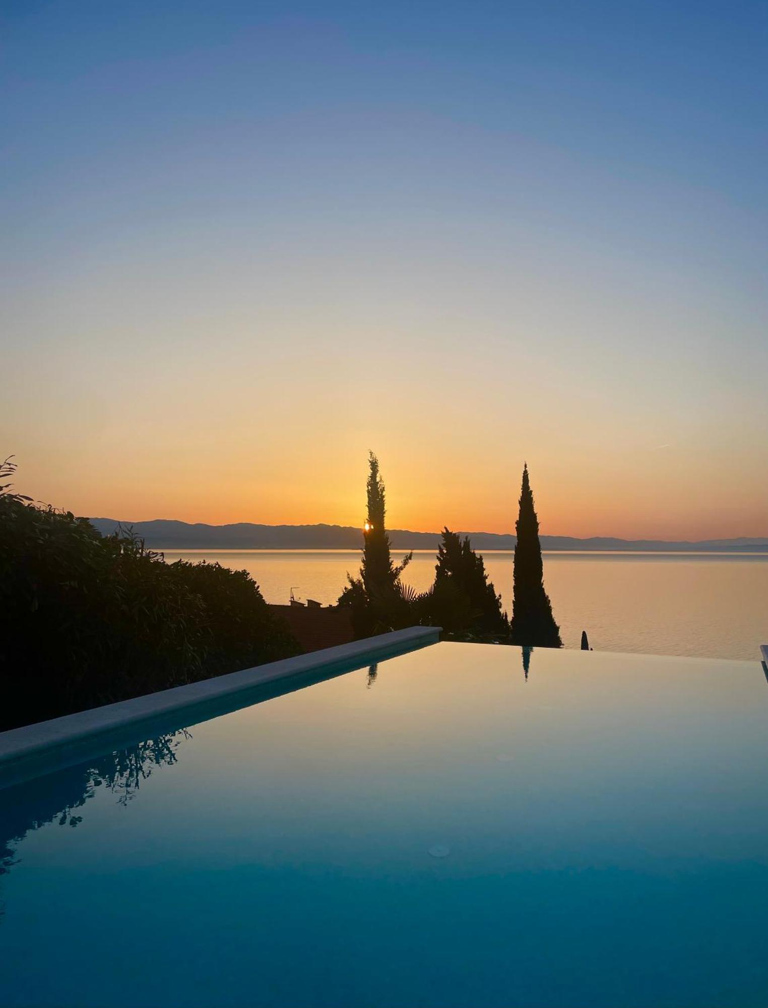 Villa Lovran - 150M To The Beach - Infinity Pool - Incredible Sea View - Fitness Room Exterior foto